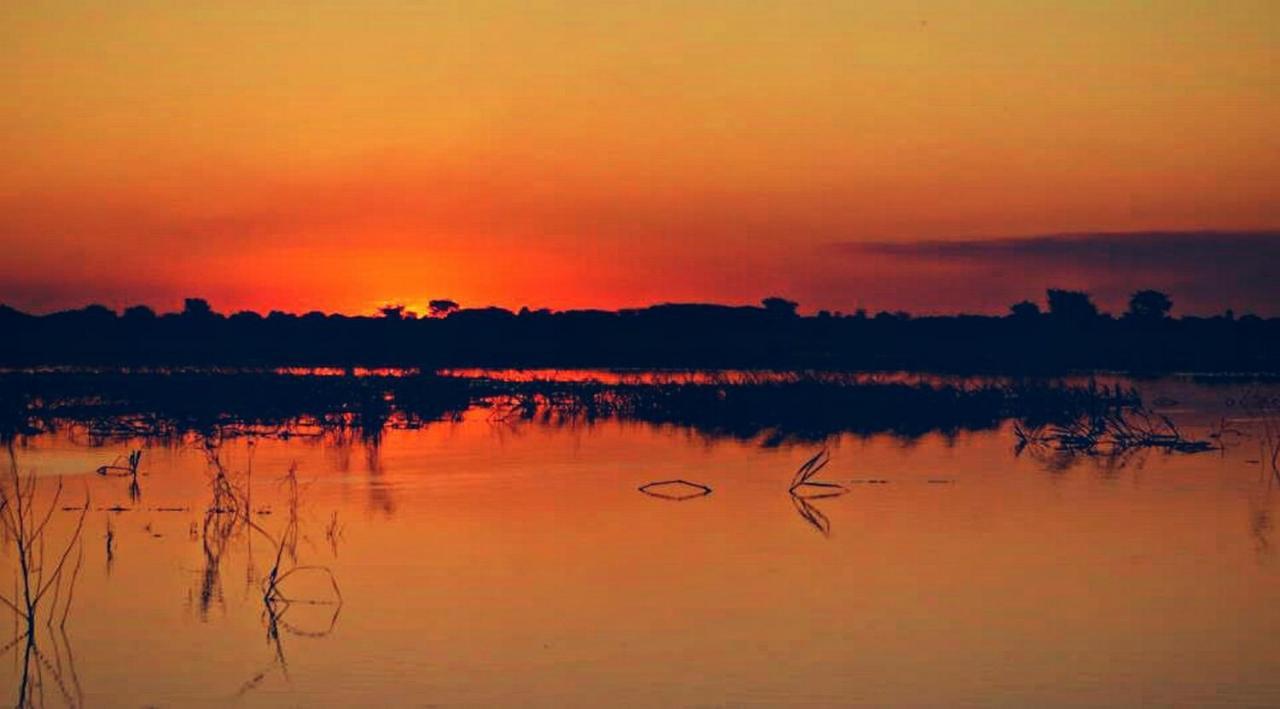 Kwalape Safari Lodge Касане Екстериор снимка